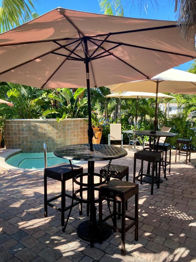 The Cabanas Guesthouse & Spa - Gay Resort Catering To Gay Men Oakland Park Εξωτερικό φωτογραφία